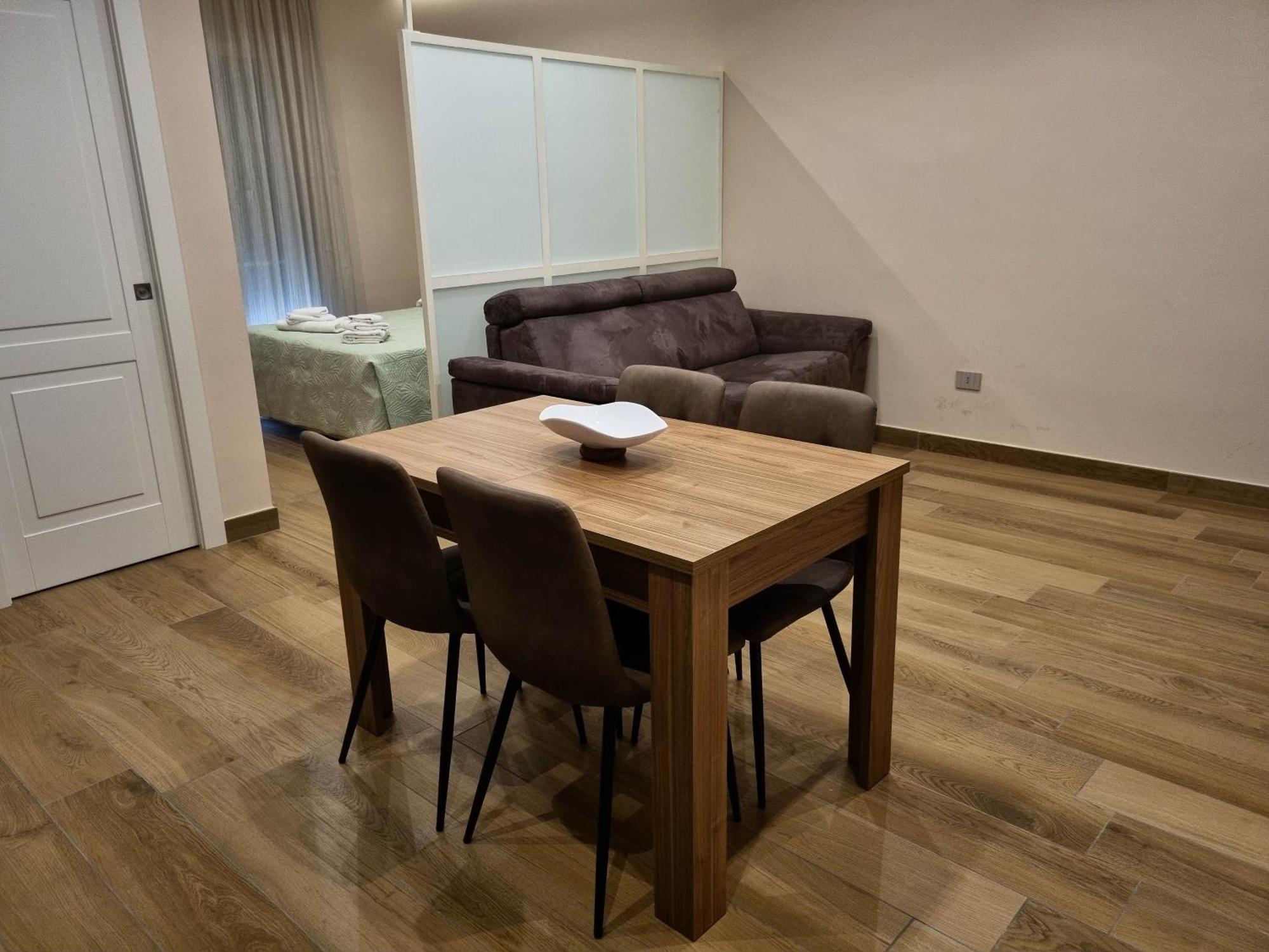 Home In بومبيي المظهر الخارجي الصورة